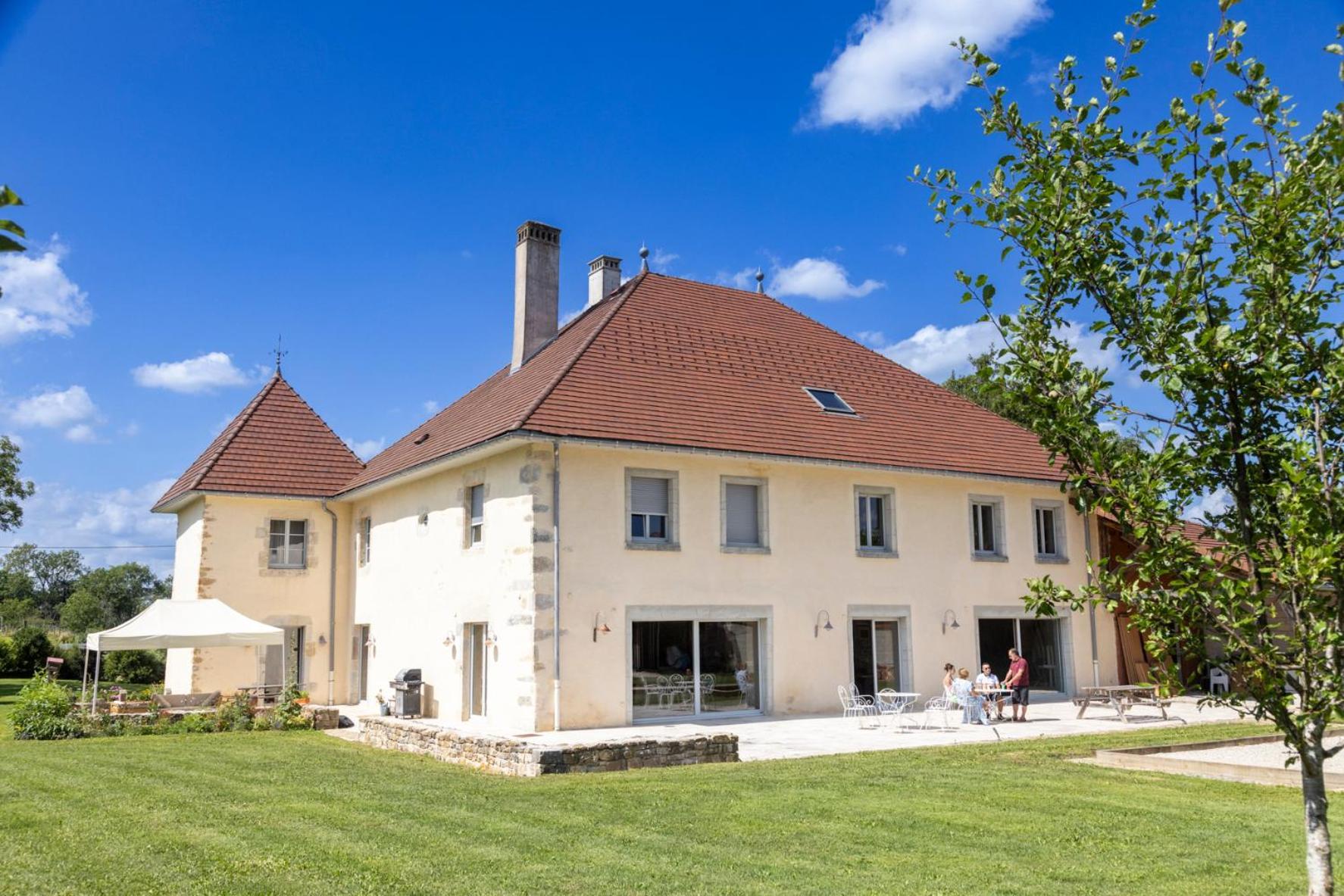 Bed and Breakfast Le Relais Des Deux Tours Brémondans Zewnętrze zdjęcie