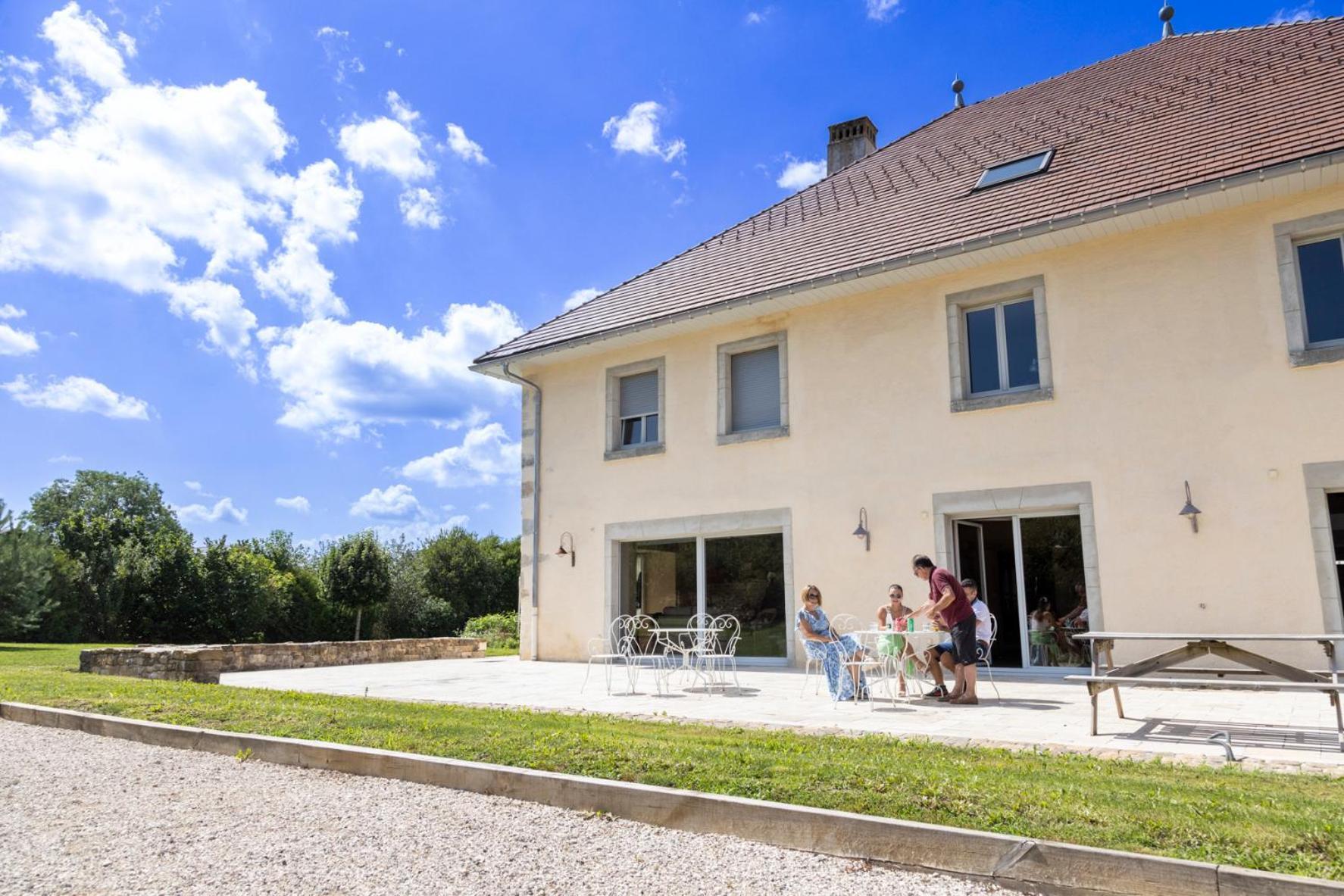 Bed and Breakfast Le Relais Des Deux Tours Brémondans Zewnętrze zdjęcie