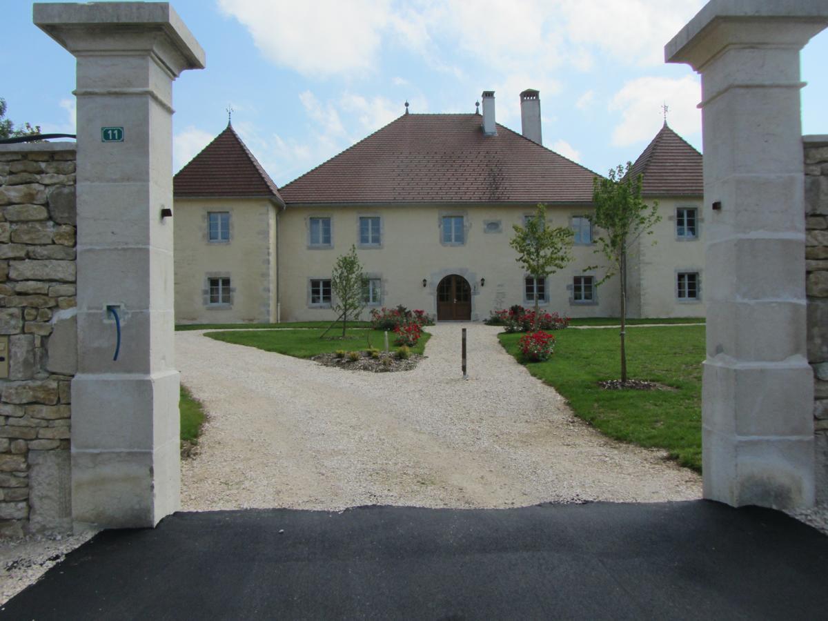 Bed and Breakfast Le Relais Des Deux Tours Brémondans Zewnętrze zdjęcie