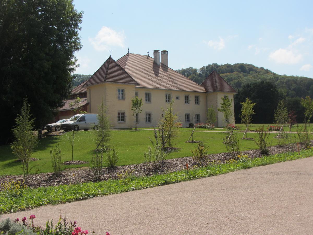 Bed and Breakfast Le Relais Des Deux Tours Brémondans Zewnętrze zdjęcie