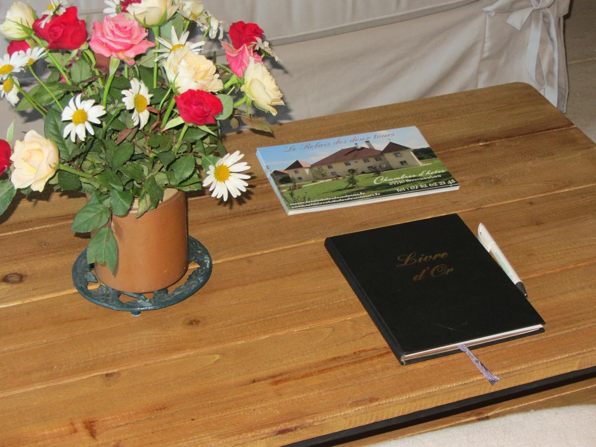 Bed and Breakfast Le Relais Des Deux Tours Brémondans Zewnętrze zdjęcie