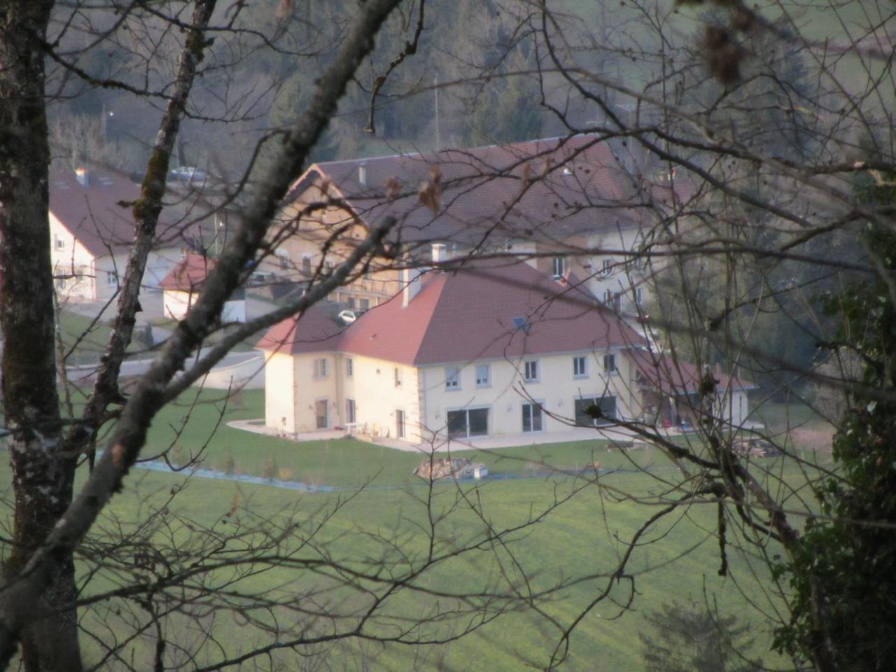 Bed and Breakfast Le Relais Des Deux Tours Brémondans Zewnętrze zdjęcie