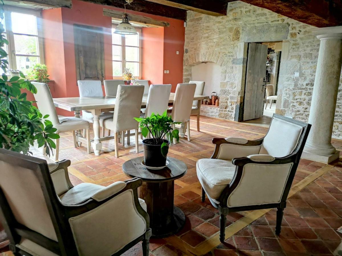 Bed and Breakfast Le Relais Des Deux Tours Brémondans Zewnętrze zdjęcie